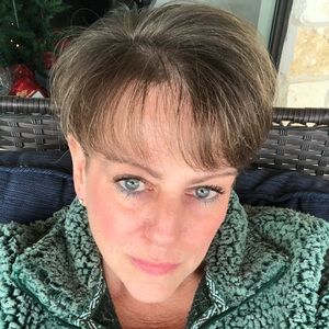 Meet your Posher, Stacey